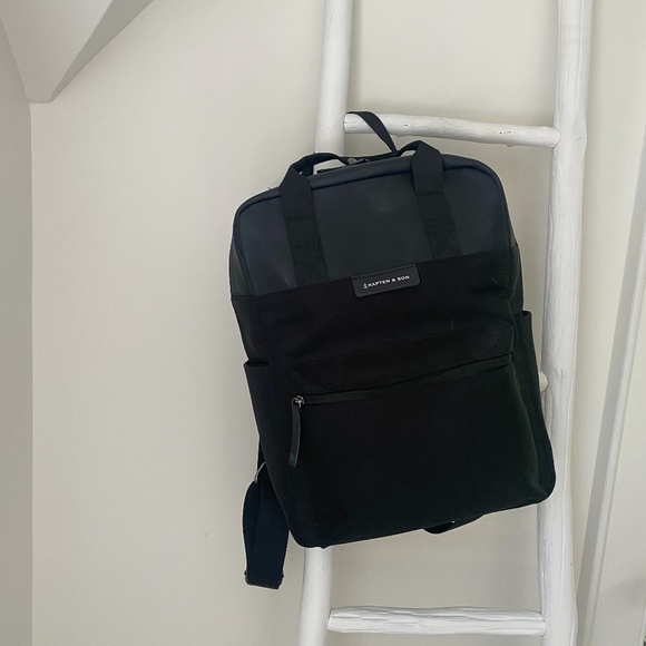 Kapten & Son Backpack - Picture 1 of 8